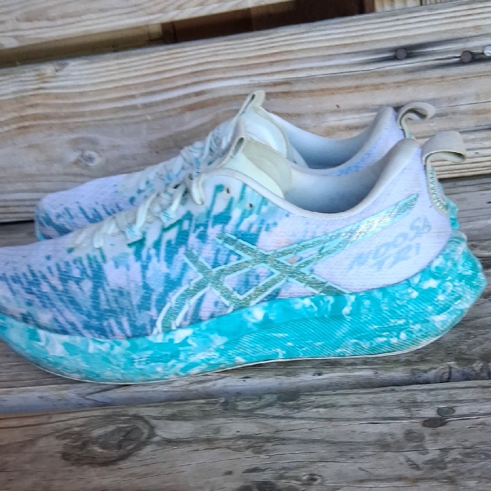 ASICS Mens's Noosa Tri  White and Aqua Athletic Shoes - Picture 10 of 14